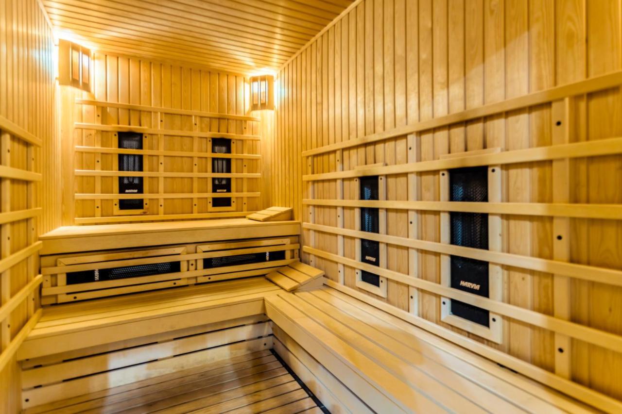 아르테 스파 앤 파크 호텔 벨린그래드 외부 사진 A modern Finnish sauna