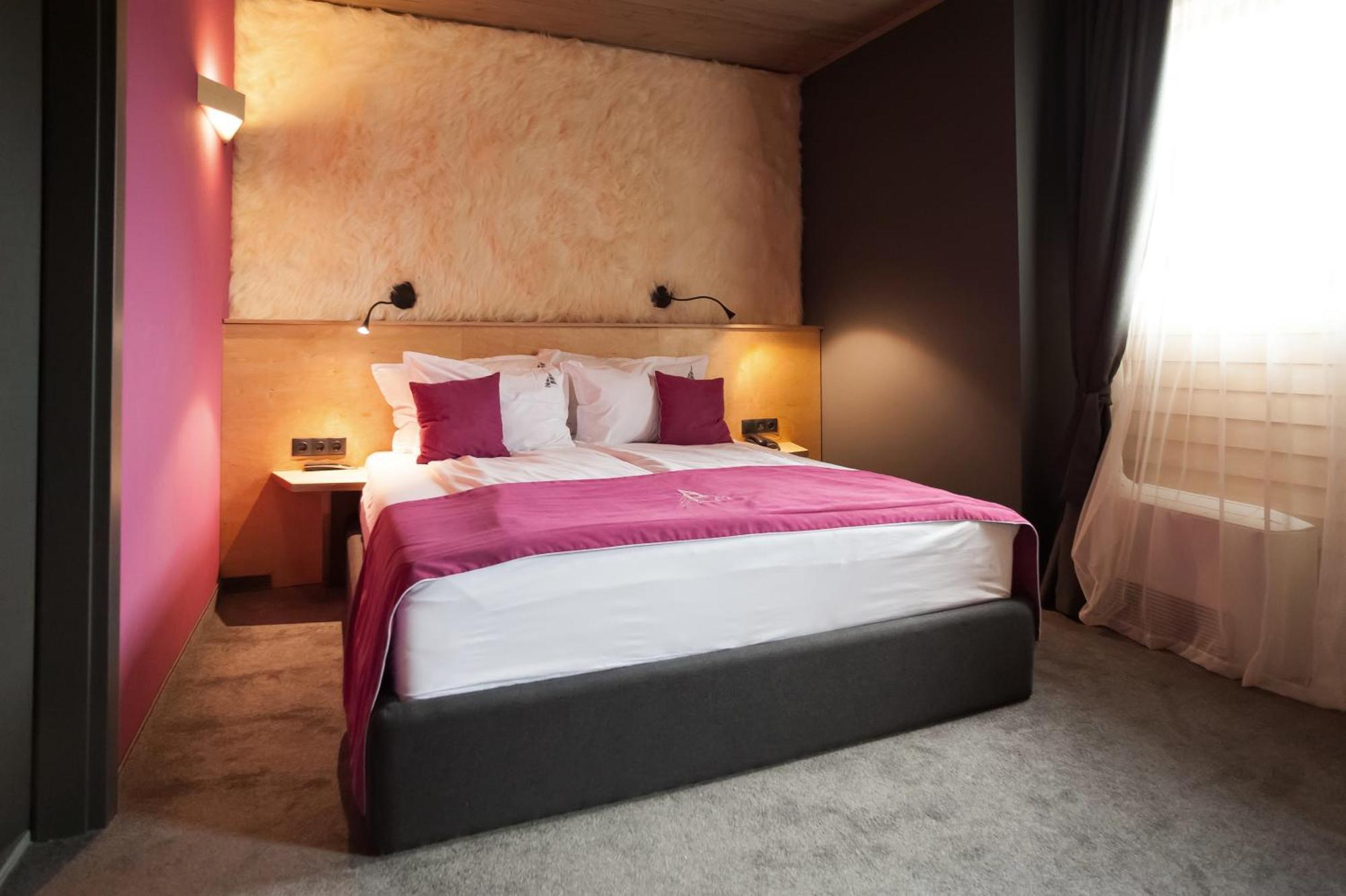 아르테 스파 앤 파크 호텔 벨린그래드 객실 사진 A room at the Hotel du Vin in Cheltenham